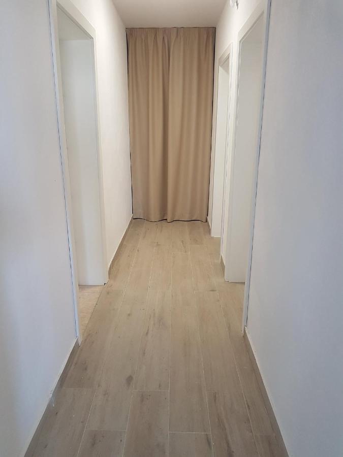 Rooms Lanterna ميتغنا المظهر الخارجي الصورة